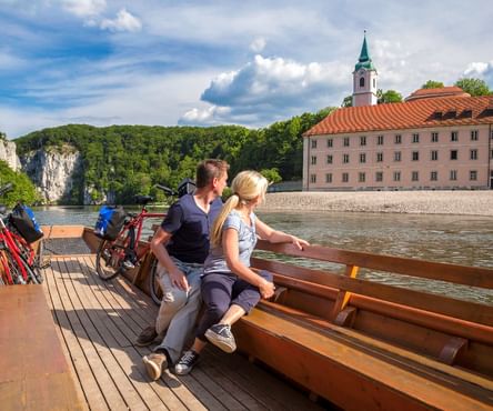 Altmuehltal-Altmuhltal-Donau-Weltenburg-Klooster-boot-fiets