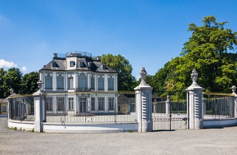 bruhl-kasteel-augustusburg-falkenlust