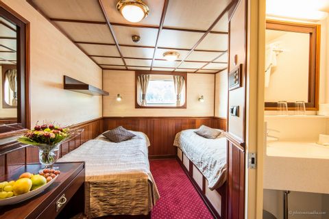 2-bed cabin main deck, MS FLORENTINA