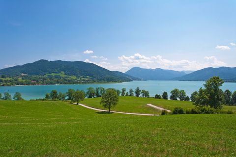 beautiful hikes along the Tegernsee lake