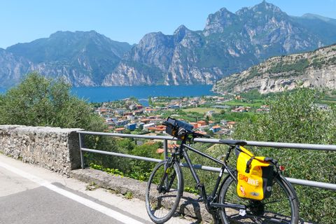 View of Lake Garda on the cycle tour around Lake Garda