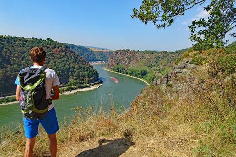 Hiker with view onto the loreley rock