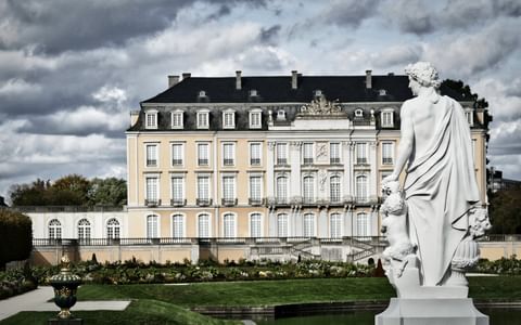 bruhl-kasteel-augustusburg-beeld