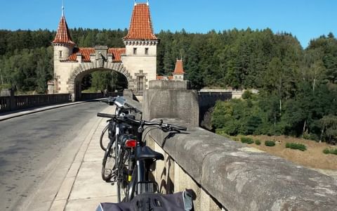 praag-elbe-dam-les-kralovstvi