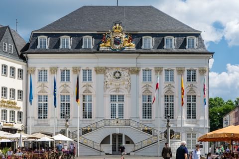 raadhuis-bonn-rijn-duitsland