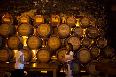 Douro-Chaves-Vinho-Verde-wijnboer-proeverij