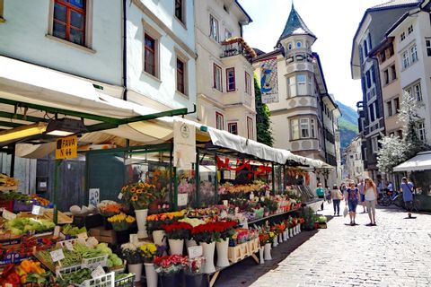 Colourful market in the streets of Bolzano